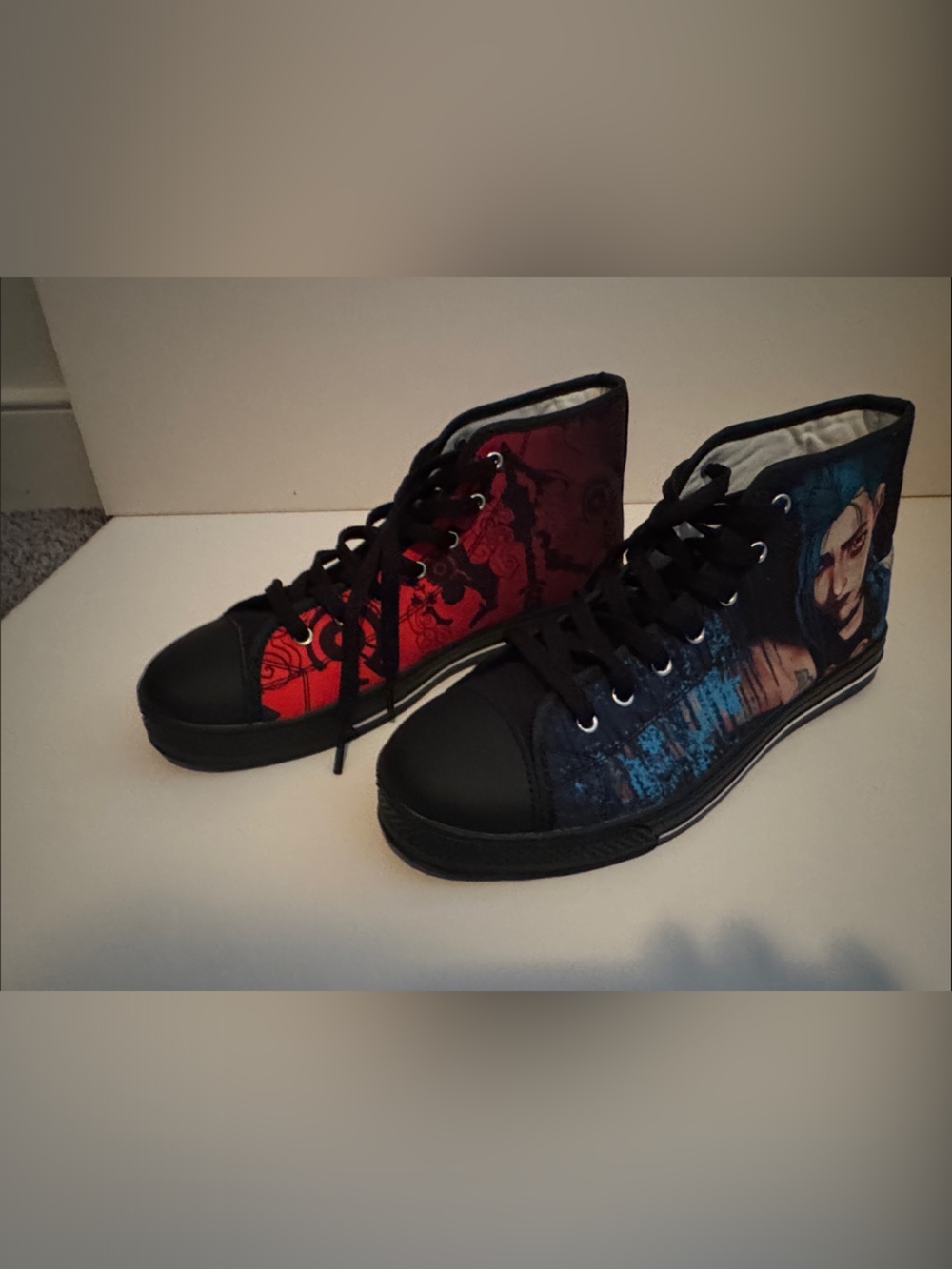 Arcane - Graphic High-Top Sneakers in Red and Blue